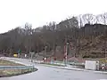 Haltepunkt Wiesenburg (Sachs) (neu) mit Schloss Wiesenburg (2016)