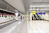 Bahnsteig im Keikyū-Bahnhof