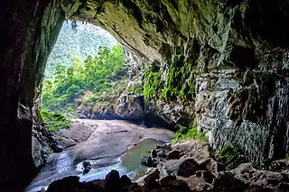 Én-Höhle