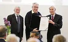 2017: Vorsitzender des Preiskuratoriums Heinz-Rudi Spiegel, Jaan Valsiner, Vorstandsvorsitzender Wolfgang Mertens (rechts)