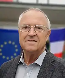 Hessen Hans EichelBundesratspräsident(1. November 1998 bis7. April 1999)