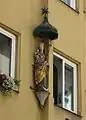Marienfigur am Bürgerhaus Hartmannstraße 1