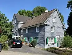 Hauffstraße 19, 19a