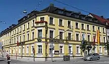 Ehemals Postamt und Hotel