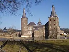 Herrenhaus von Südwesten (Wasserseite)