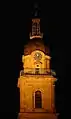 Der Turm der früheren Klosterkirche der Franziskaner („Hafenmarktturm“) in Heilbronn bei Nacht