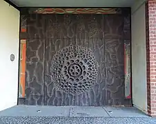 rechte Tür der Heilig-Geist-Kirche