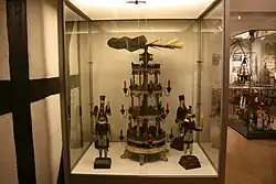 2012: Sonderausstellung „Weihnachtsland Erzgebirge“ – Pyramiden