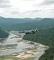 Lockheed C-130 über Gabun