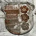 Bemaltes plastisches Wappen der Familie