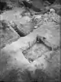 Schacht und Treppe nach Entfernen der ersten Steinverfüllung, 1925