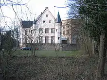 Hinteres Schlösschen und Bannturm