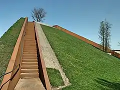 Treppe vom/zum Himmelsberg