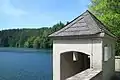 An der Staumauer