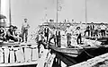 Mit Steinen beladene Schmeriker Segelschiffe in Stäfa Anfang der 1890er Jahre