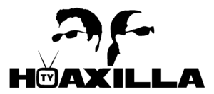Das Logo von Hoaxilla-TV besteht wie das Logo des Podcasts aus den stilisierten Silhouetten der beiden Moderatorinnen und dem Schriftzug HOAXILLA. Als wesentlicher Unterschied ist der Buchstabe Großes-O des Titels rechteckig und oben mit zwei dünnen Antennen versehen wie ein altes Fernsehgerät. In dem Rechteck, quasi auf dem Bildschirm, sind die Buchstaben TV zu lesen.