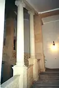 Michaelertrakt, Säulen harter Kaiserstein