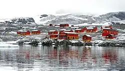 Die Esperanza-Station an der Hope Bay