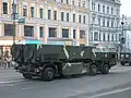Startfahrzeug von hinten, sichtbar sind die zwei unabhängigen Startbehälter