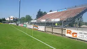 Die Stahlrohr-Gegentribüne