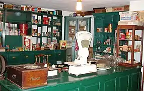 Tante-Emma-Laden im Ausstellungsgebäude, der älteste Teil des Museums