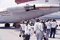 Flugzeugeigene Gangway am Heck einer Boeing 727 der  jugoslawischen Aviogenex