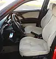 Interieur: Standardsitze mit optionalem Alcantara-Bezug