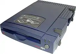 iomega zip 100: Laufwerk