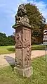 Südliche Eingangssäule