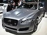 Jaguar XJR575