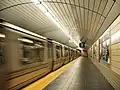 Station Exchange Place in Jersey City; Bahnsteig Richtung Hoboken und Newark