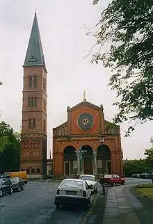 Jesuskirche mit Campanile