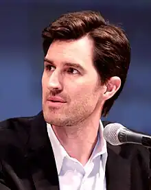 Regisseur Joseph Kosinski und Formel-1-Weltmeister Lewis Hamilton hatten die Idee zu Formula One.