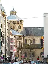St. Aposteln in Köln, Südansicht mit Ostkuppel und deren Laterne