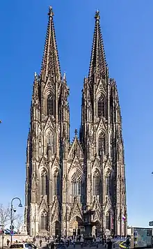 Kölner Dom, Gesamtansicht der im 19. Jahrhundert vollendeten Westfassade