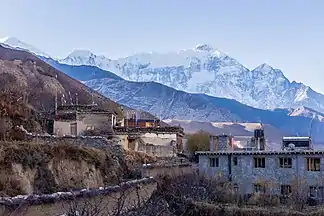 Nilgiri Himal: Nord-, Mittel- und Südgipfel (v. l. n. r.)