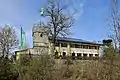 Südansicht vom Höllensteinhaus und Julienturm