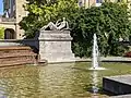Figur der Eurydike für den Brunnen auf dem Haydnplatz, Karlsruhe (1973)
