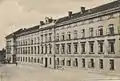 Infanterie-Kaserne in Neuhaus (Gebäude 2015 noch existent)Koordinate: 49°&nbsp;8′&nbsp;20″&nbsp;N, 15°&nbsp;0′&nbsp;33″&nbsp;O49.13888888888915.009166666667