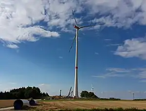 Windrad (Nordex N131/3300) des Windparks Drackenstein