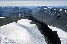 Blick vom Kebnekaise (2097&nbsp;m), über die Gebirge Lapplands