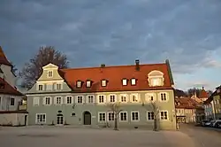 Dekanatsamt; St.-Mang-Platz 2
