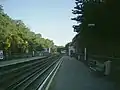 Bahnsteig nach Norden fahrender Züge (nach Süden schauend)