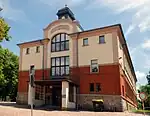 Gebäude II der Grundschule "Ernst Schneller" mit Unterbringung des Schulhortes.