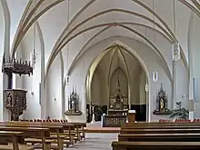 Mittelschiff der Kirche von Hostert