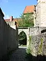 Gotischer Bogen am westlichen Ende der Kleinen Steuer.
