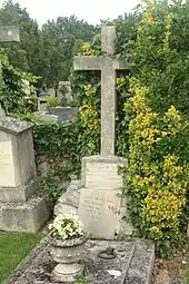 Grab auf dem Romantikerfriedhof in Maria Enzersdorf, Niederösterreich
