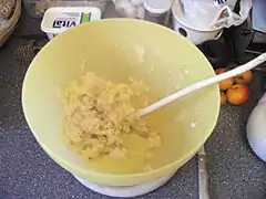 Bereitung von Kloßteig
