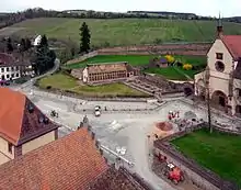 Der Klostervorplatz während der Umbauphase