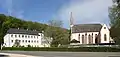 Gesamtansicht Klostergebäude mit Kirche